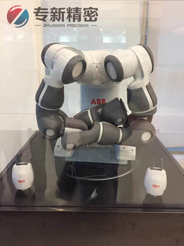 ABB机器人零件批量加工